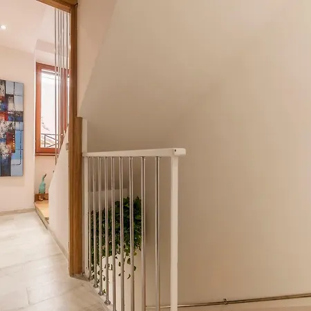 Apartment 2 Bd 1ba Spanish Steps *