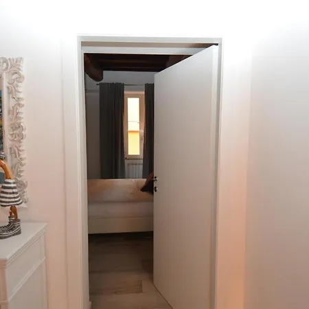 Apartment 2 Bd 1ba Spanish Steps *